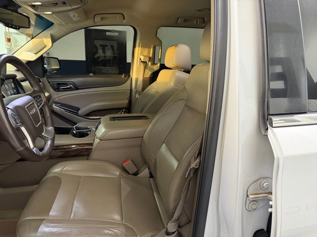 Used 2016 GMC Yukon SLT image 13