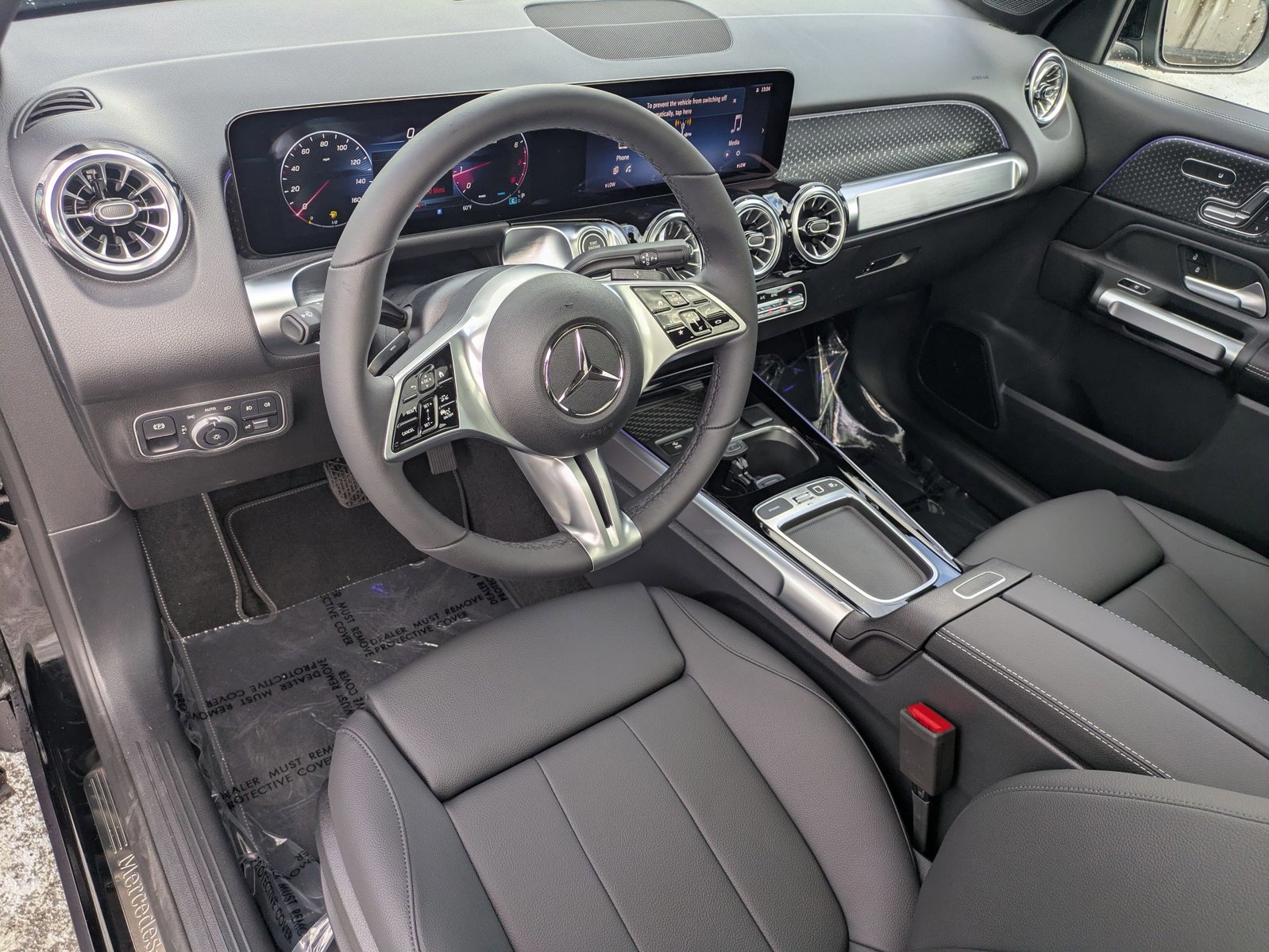 Certified 2026 Mercedes-Benz GLB 250 4MATIC image 10