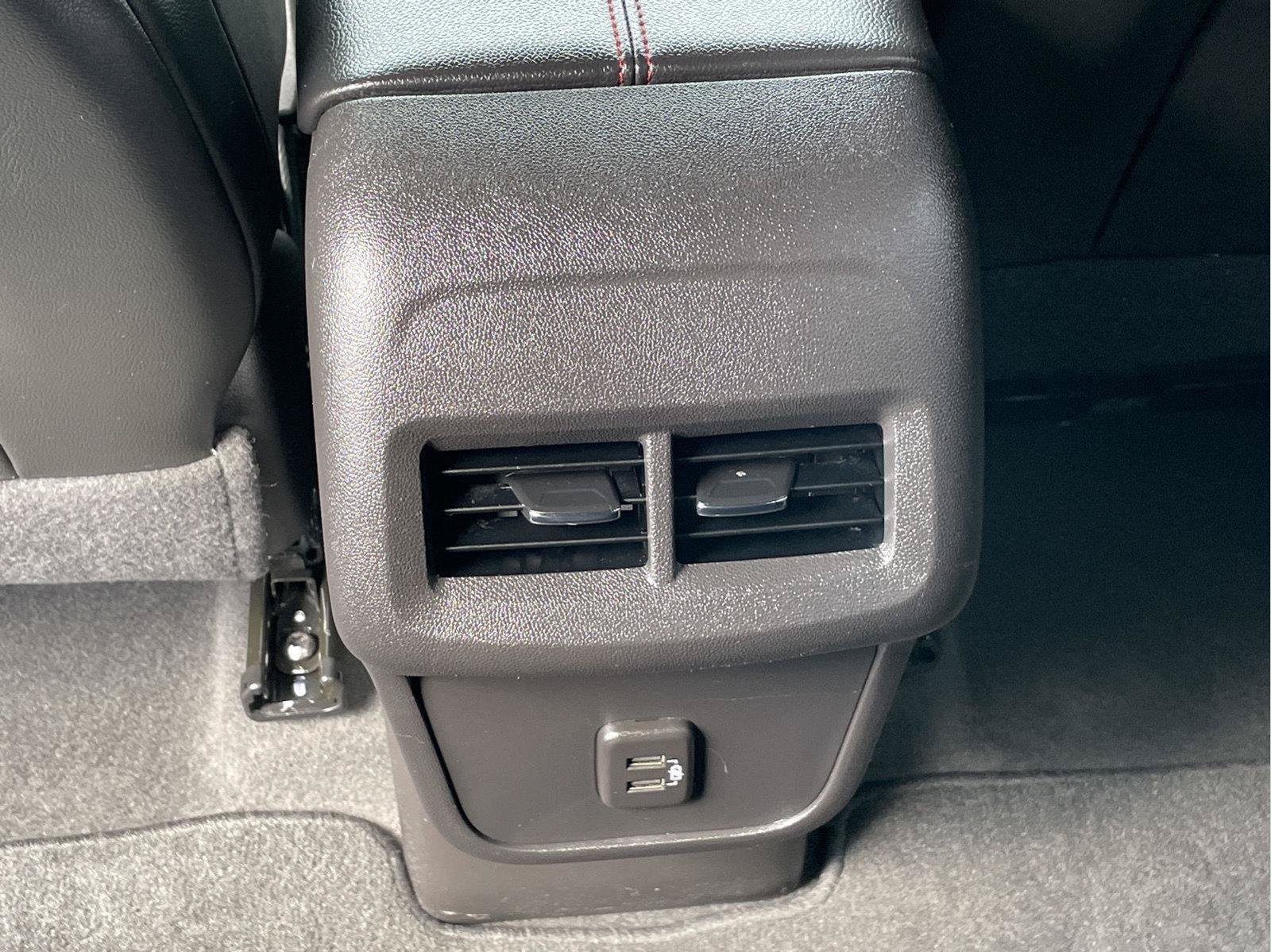 Used 2024 Chevrolet Equinox RS AWD/4WD image 17