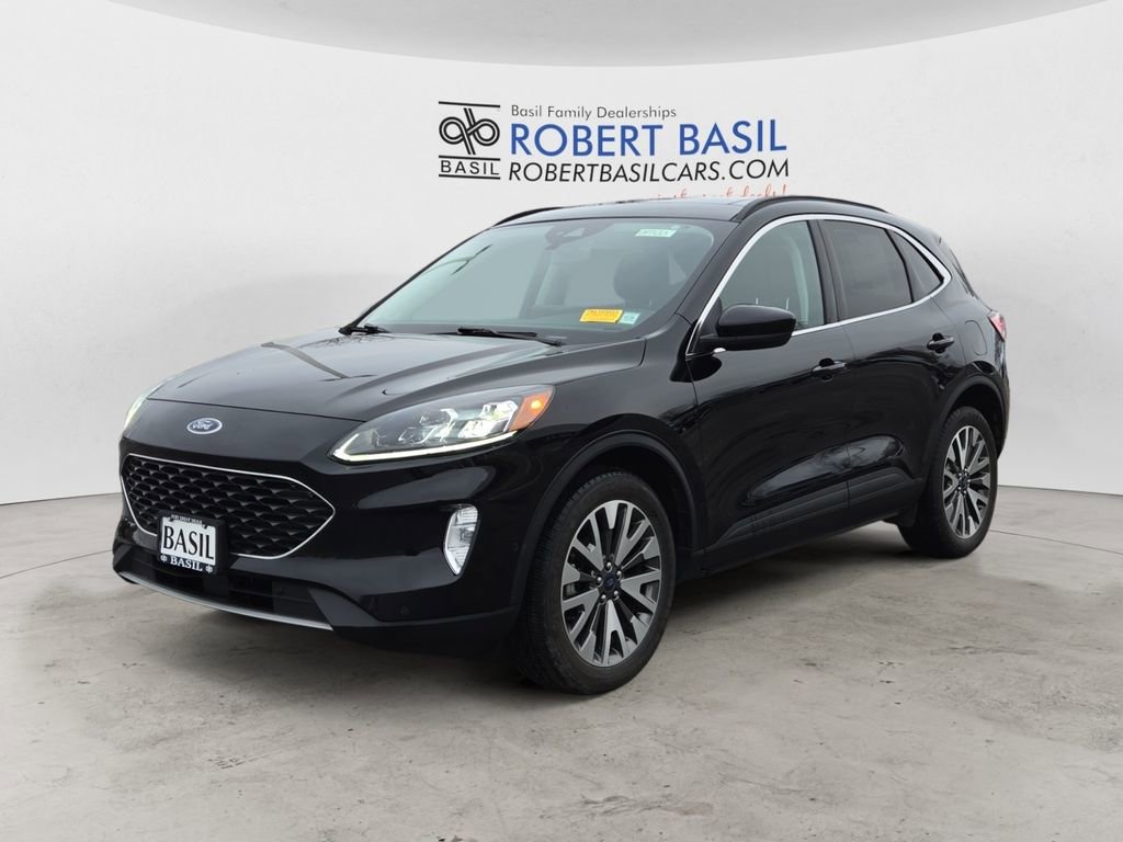 Used 2021 Ford Escape Titanium AWD/4WD image 1