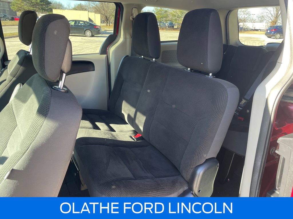 Used 2019 Dodge Grand Caravan SE image 27