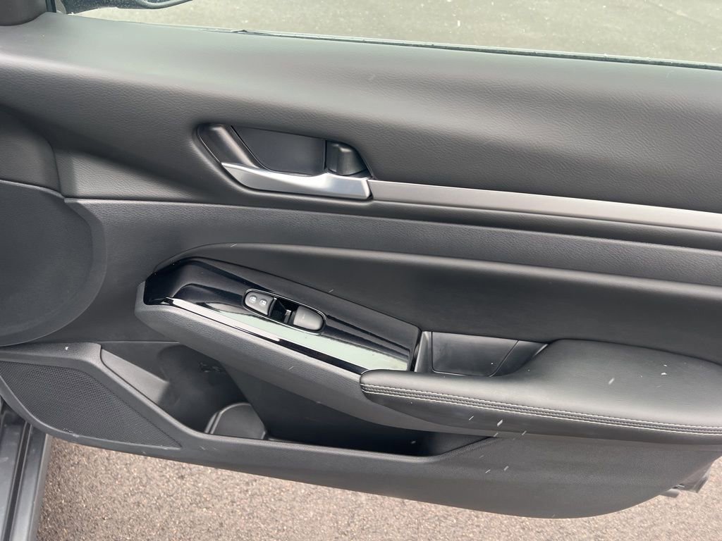 Certified 2025 Nissan Altima 2.5 SL image 25