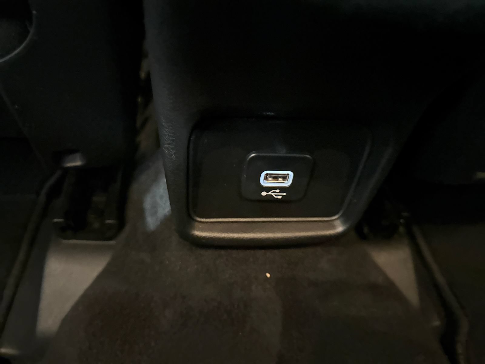 Used 2018 Jeep Compass Sport FWD image 25