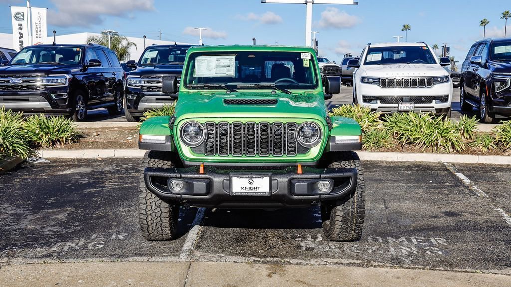 New 2026 Jeep Gladiator Mojave video 3