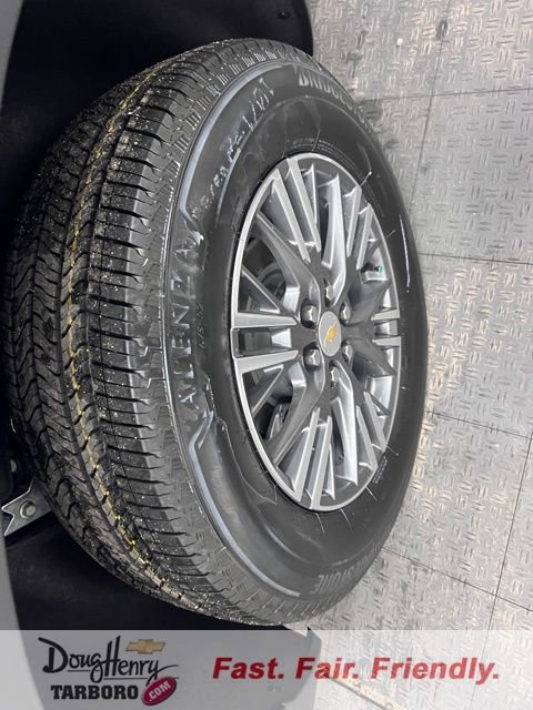 New 2026 Chevrolet Traverse LT w/ Driver Confidence Package FWD image 17