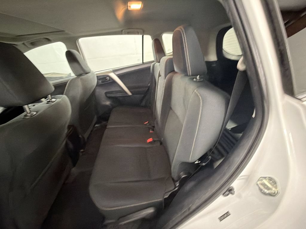 Used 2013 Toyota RAV4 XLE FWD image 21