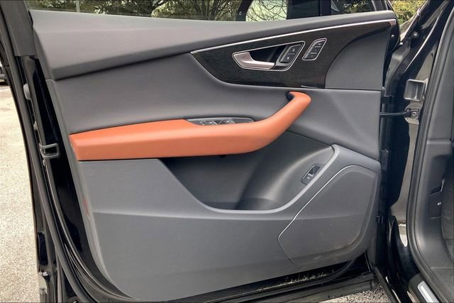 Used 2020 Audi Q7 3.0T Premium image 21