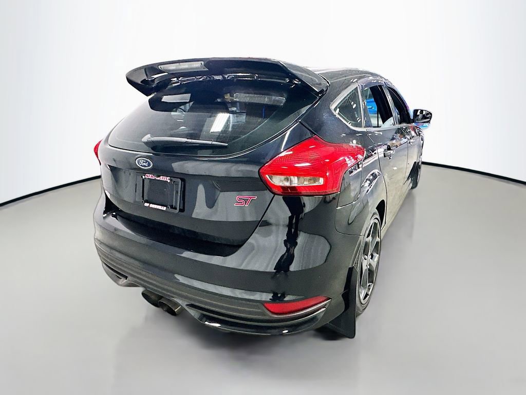 Used 2016 Ford Focus ST image 8