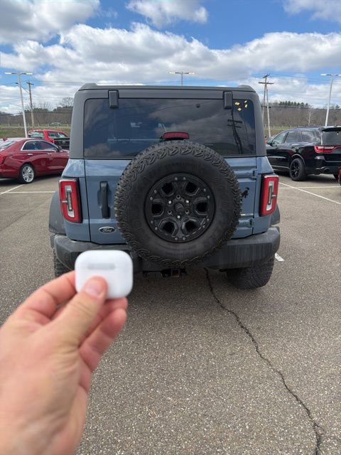 Used 2023 Ford Bronco Wildtrak image 5