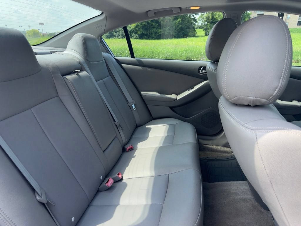 Used 2011 Nissan Altima 2.5 S w/ Convenience Pkg FWD image 29