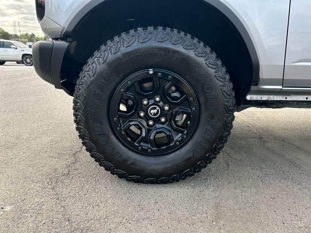 Used 2023 Ford Bronco Wildtrak image 27