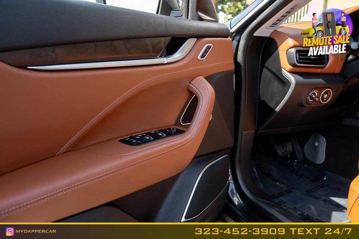 Used 2019 Maserati Levante AWD/4WD image 12