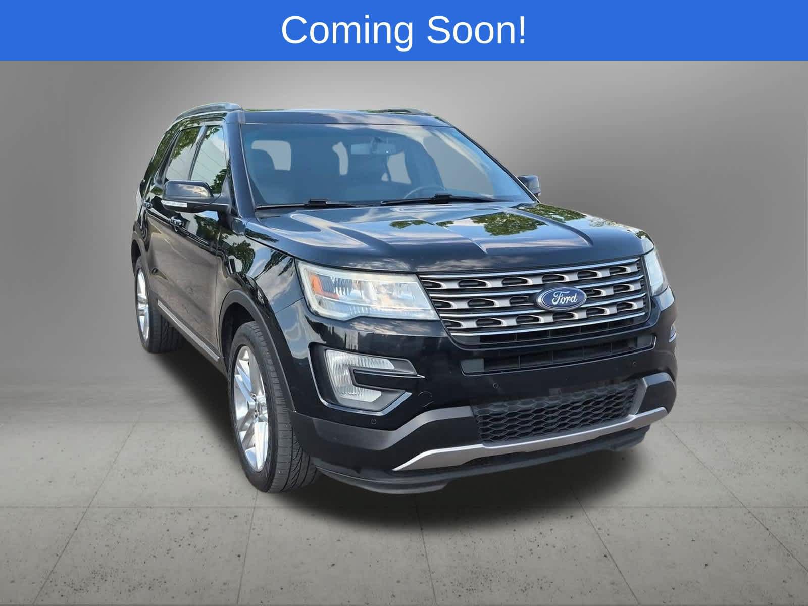 Used 2016 Ford Explorer XLT w/ Equipment Group 202A AWD/4WD image 8
