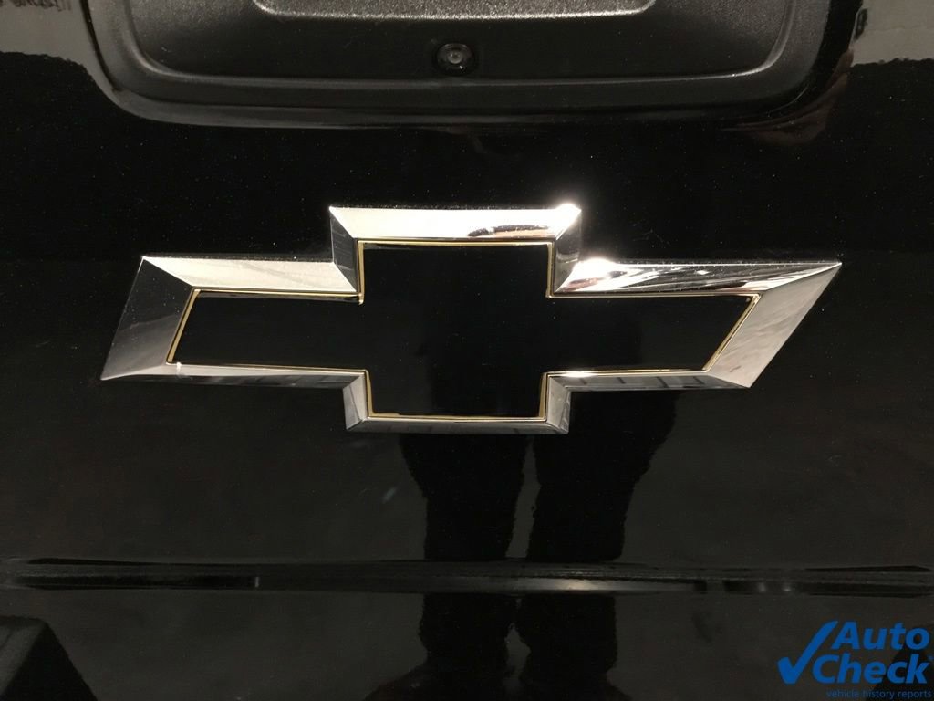 Used 2018 Chevrolet Silverado 1500 LTZ Z71 w/ LTZ Plus Package AWD/4WD image 18