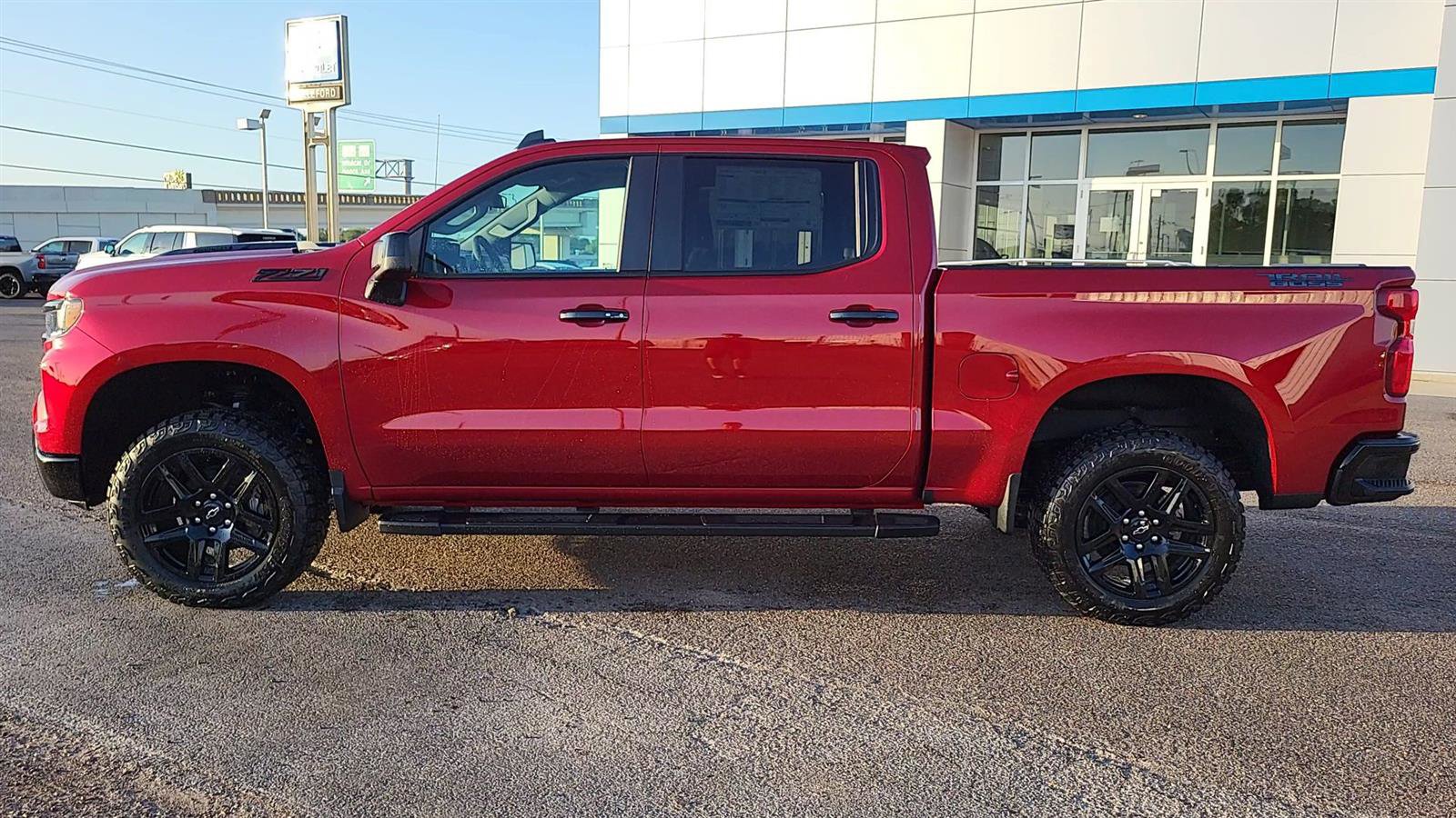 New 2025 Chevrolet Silverado 1500 LT Trail Boss w/ Dark Appearance Package image 5