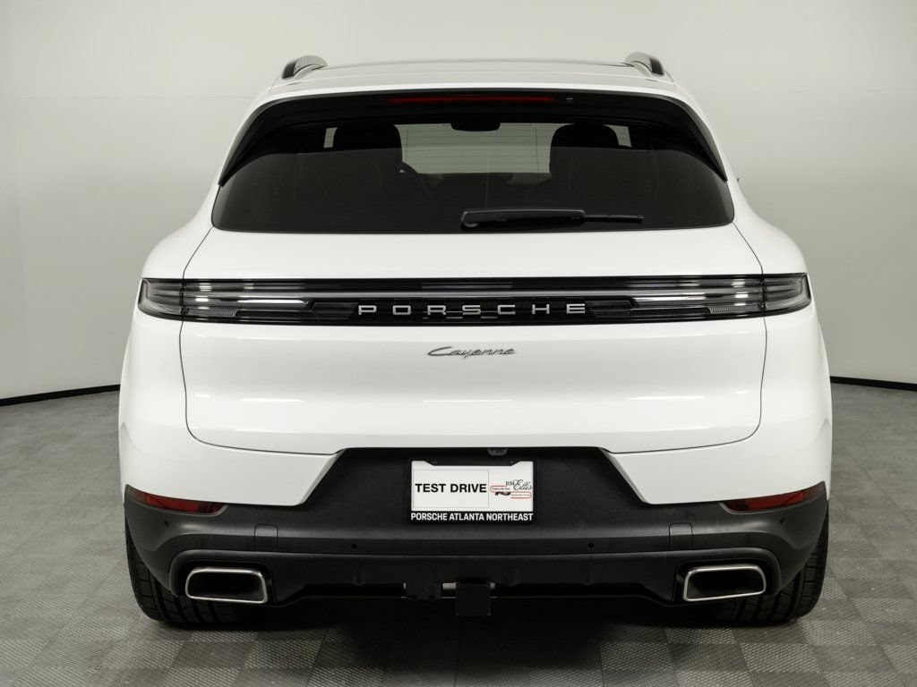 Certified 2026 Porsche Cayenne AWD/4WD image 30
