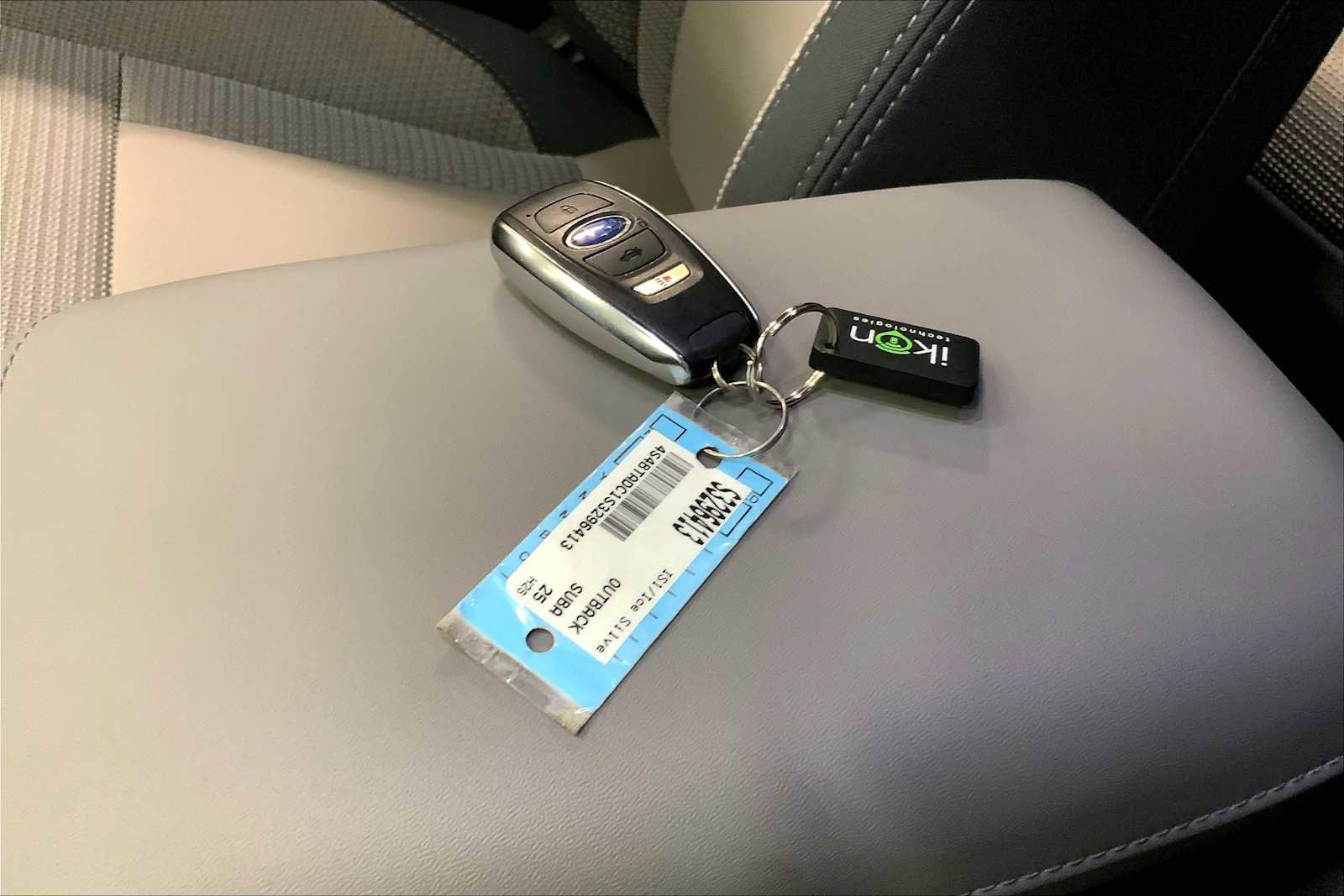 Certified 2025 Subaru Outback Premium image 13