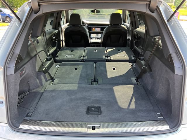 Used 2025 Audi Q7 3.0T Premium Plus AWD/4WD image 32