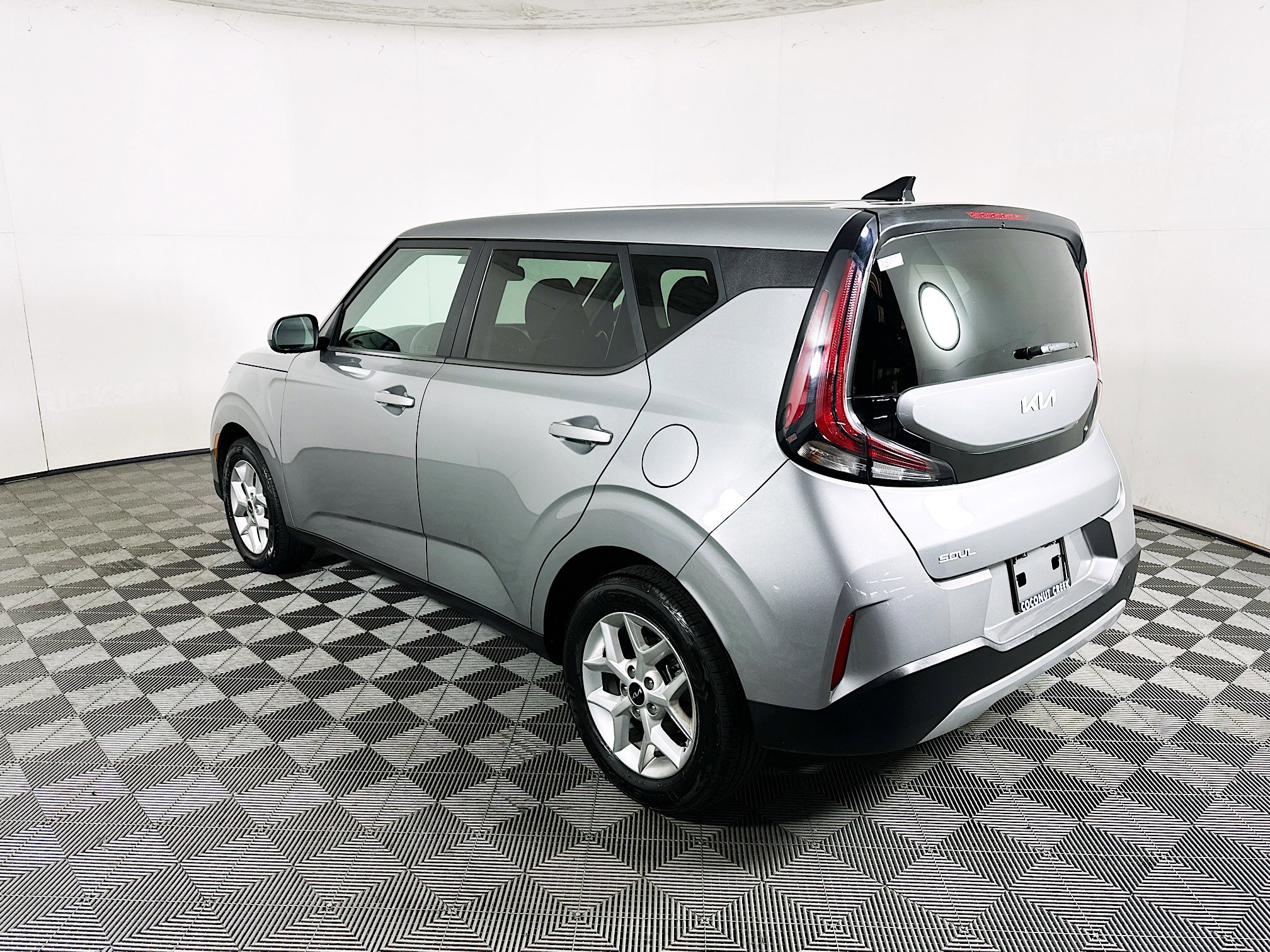 Used 2024 Kia Soul LX w/ Option Group 015 image 5