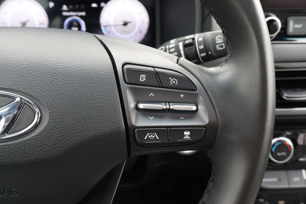 Used 2023 Hyundai Kona Limited w/ Cargo Package FWD image 30