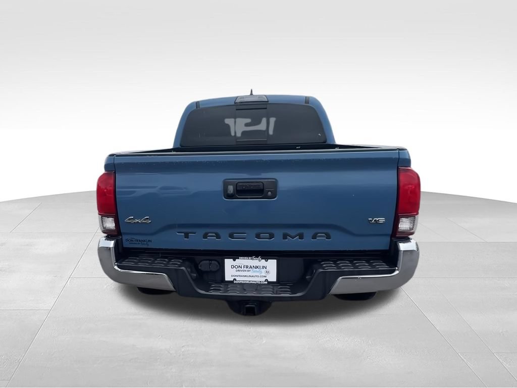 Used 2019 Toyota Tacoma SR5 AWD/4WD image 7