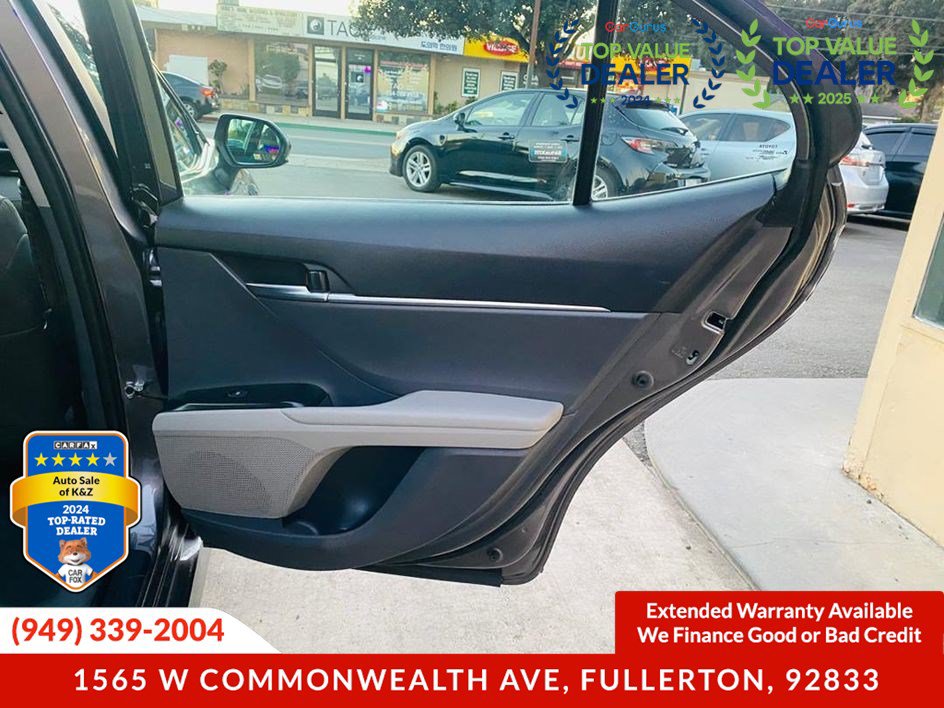 Used 2020 Toyota Camry LE FWD image 20