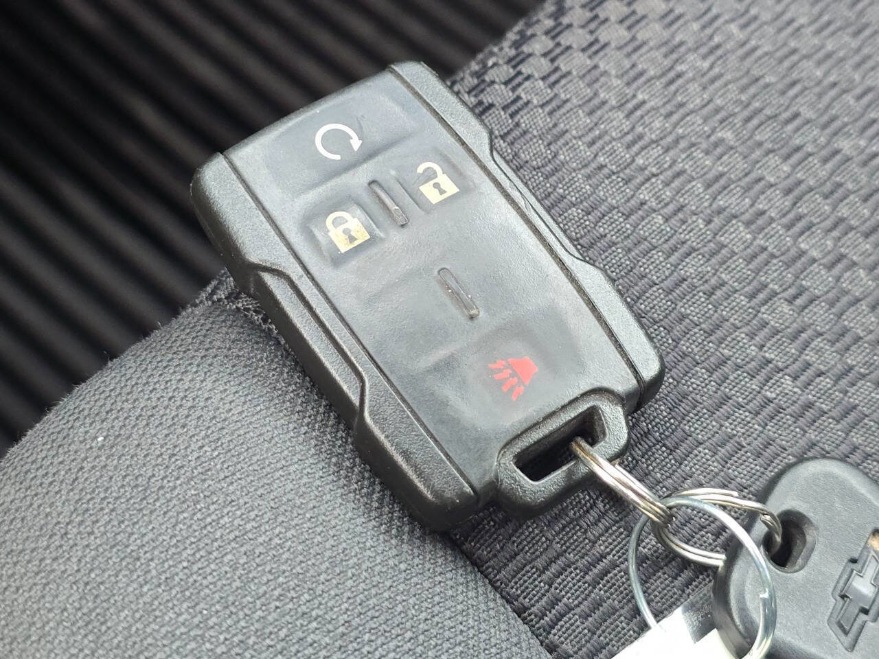 Used 2018 Chevrolet Silverado 1500 LT w/ All Star Edition image 31