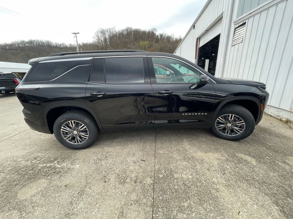 New 2026 Chevrolet Traverse LT AWD/4WD image 4