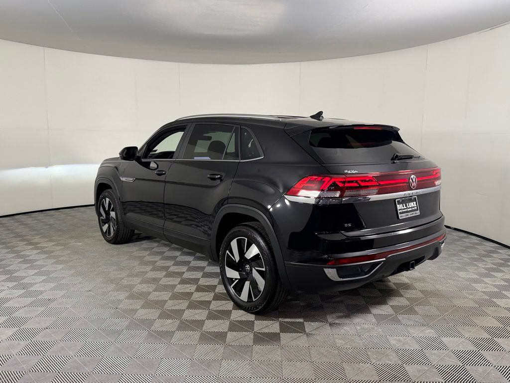 Used 2026 Volkswagen Atlas Cross Sport SE FWD image 6