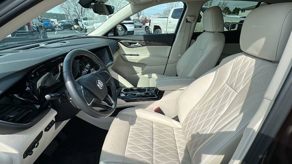 Certified 2023 Buick Envision Avenir image 9