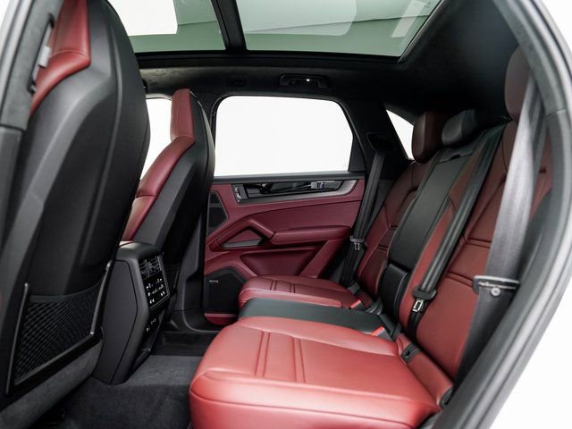 New 2026 Porsche Cayenne GTS image 23