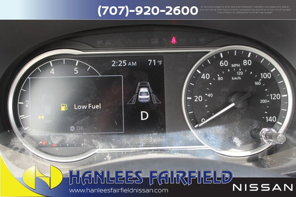 New 2025 Nissan Versa SV w/ Trunk Package FWD image 26