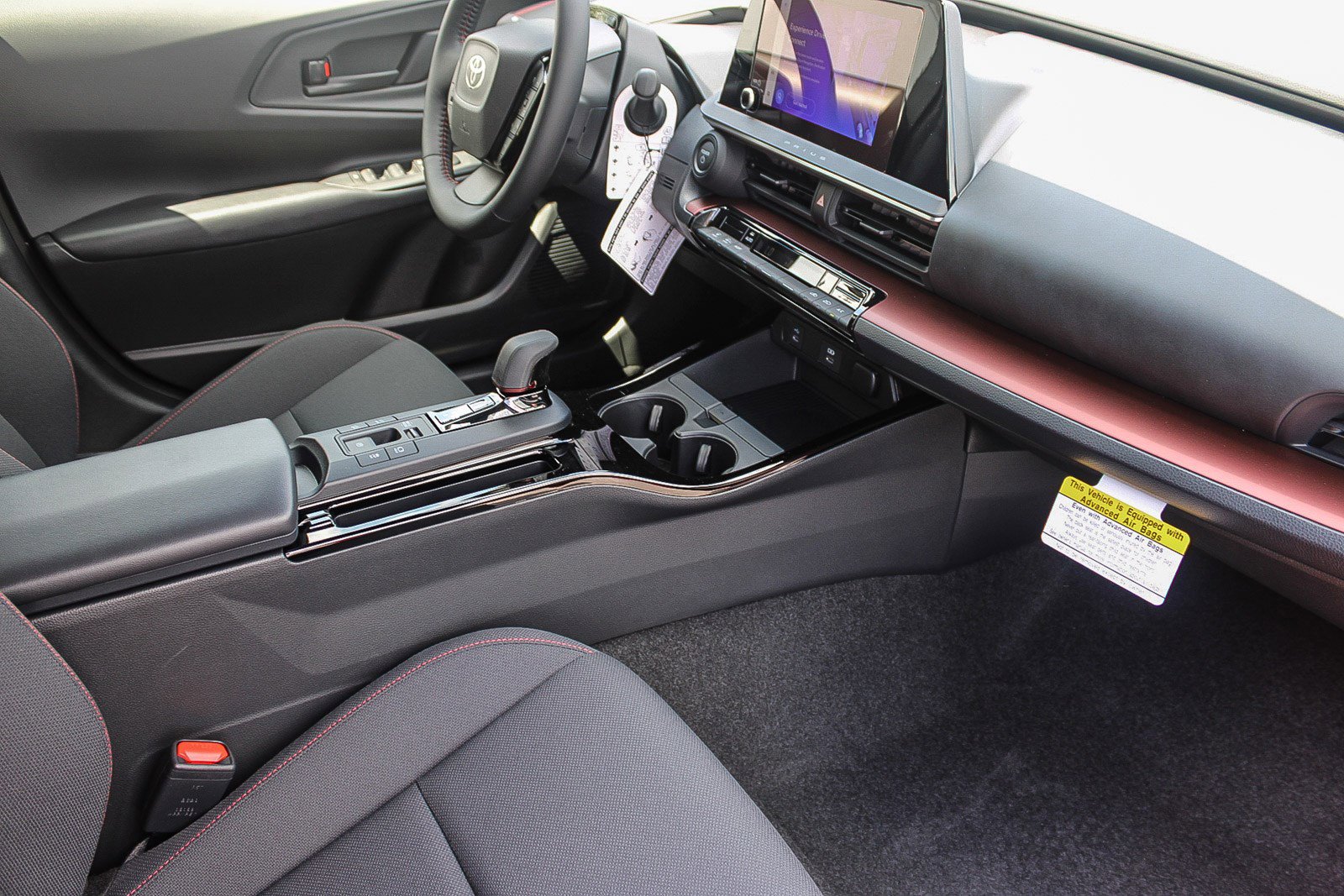 New 2026 Toyota Prius Plug-In Hybrid FWD image 19