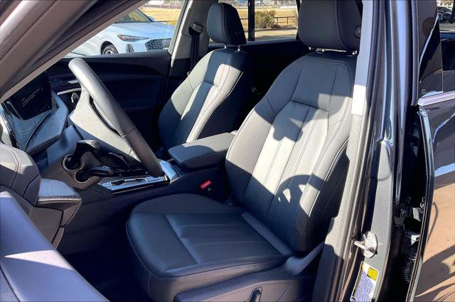 Certified 2025 Audi Q5 Premium w/ Convenience Package AWD/4WD image 8