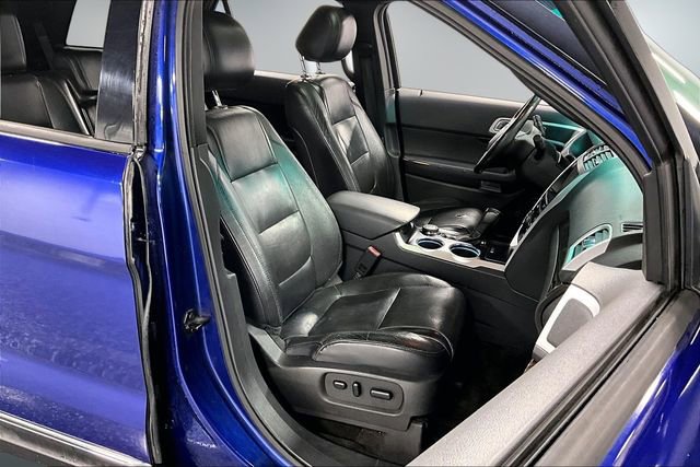 Used 2013 Ford Explorer Limited image 30