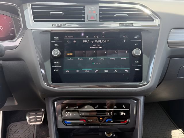 Used 2022 Volkswagen Tiguan SEL R-Line AWD/4WD image 20