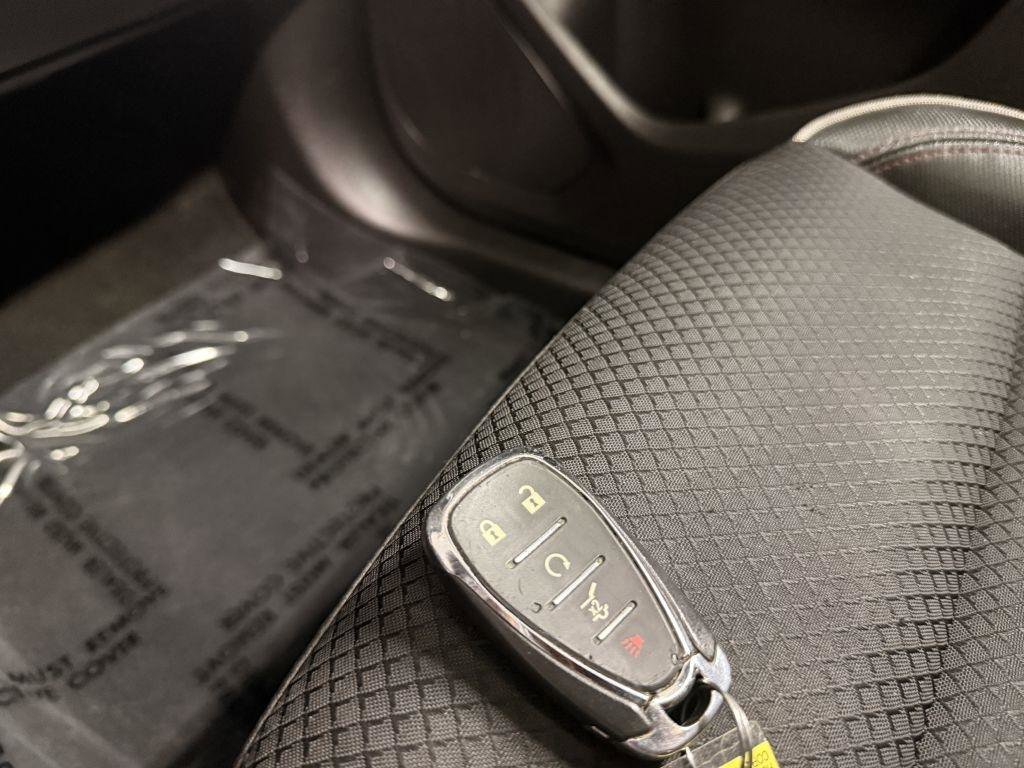 Used 2021 Chevrolet TrailBlazer RS w/ Sun and Liftgate Package AWD/4WD image 43