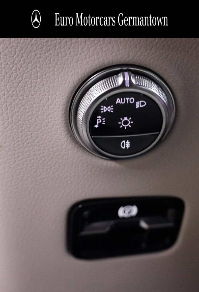 Certified 2026 Mercedes-Benz GLC 300 4MATIC image 10