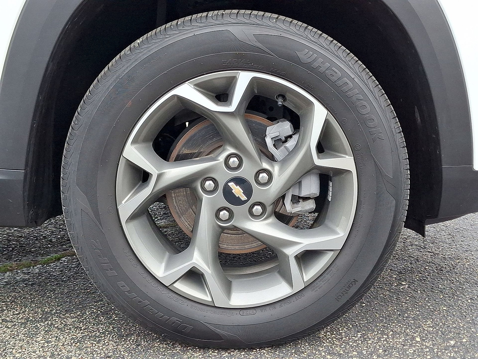 Used 2025 Chevrolet Trax LT FWD image 26