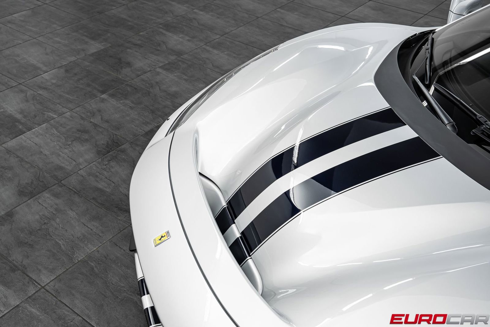 Used 2020 Ferrari 488 Pista *HUGE CARBON INTERIOR OPTIONS image 9