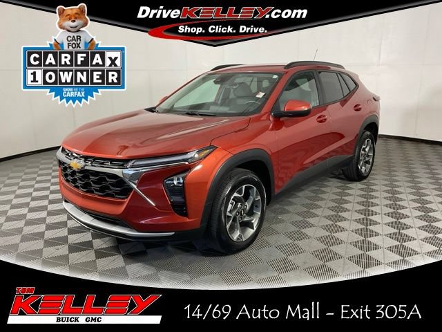 Used 2024 Chevrolet Trax LT w/ Driver Confidence Package FWD image 1