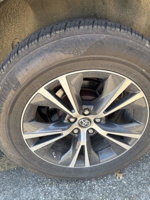 Used 2016 Toyota Highlander XLE image 13