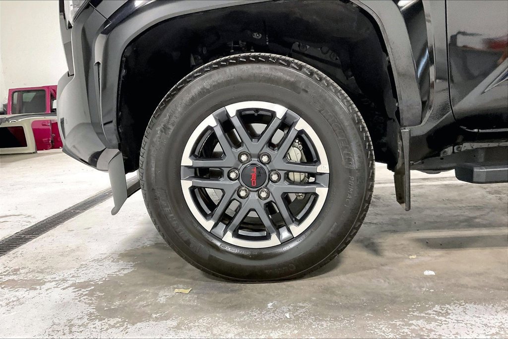Used 2024 Toyota Tacoma TRD Sport w/ TRD Sport Upgrade Package RWD image 10