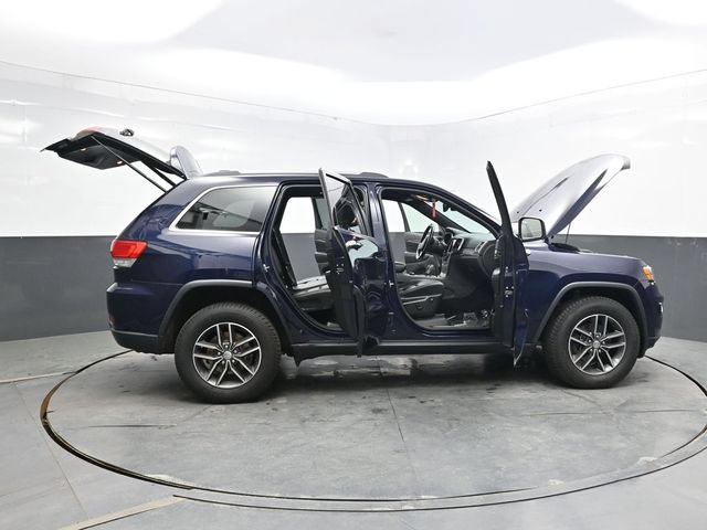 Used 2018 Jeep Grand Cherokee Limited AWD/4WD image 48
