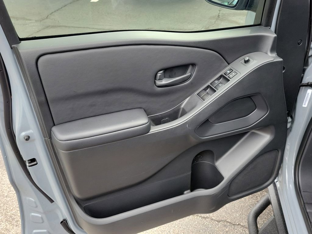 Used 2026 Nissan Frontier SV w/ SV Convenience Package image 15