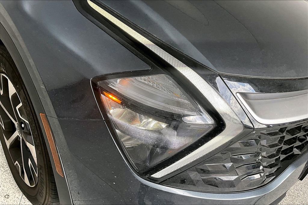 Used 2023 Kia Sportage EX image 37