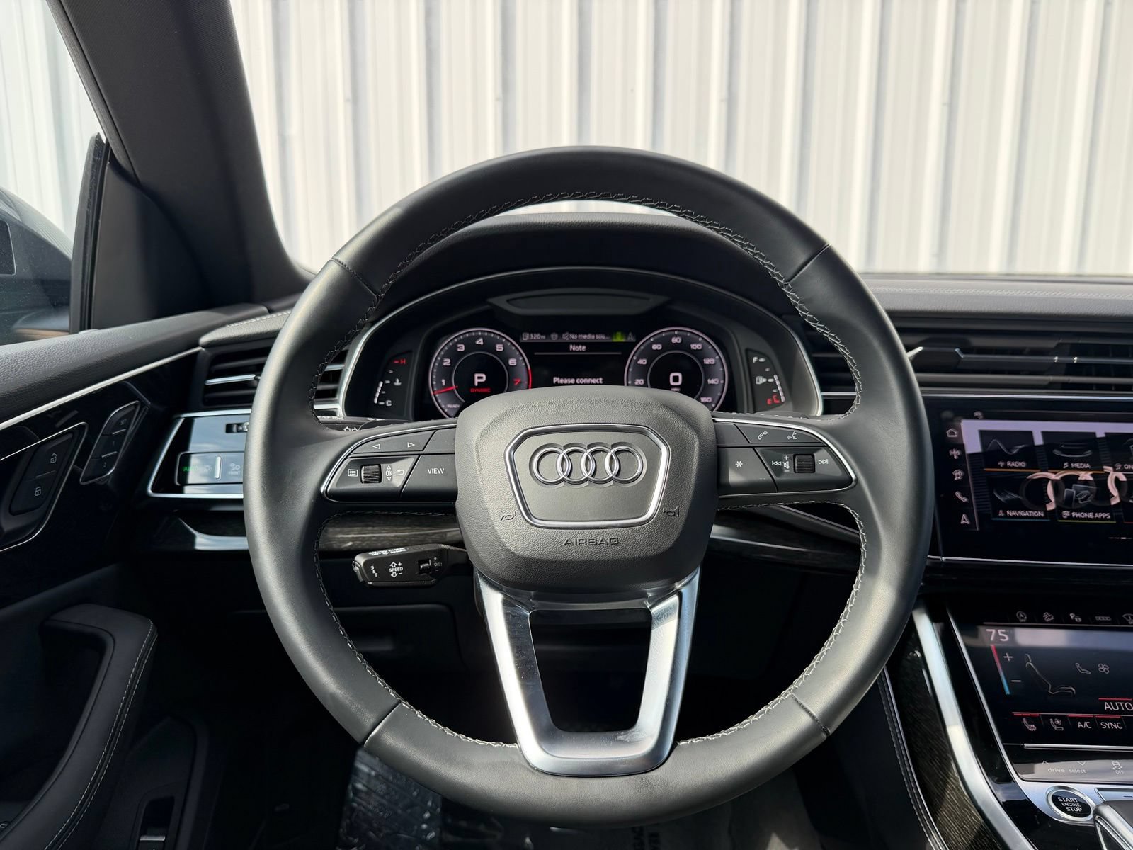 Used 2025 Audi Q8 Prestige w/ Prestige Package AWD/4WD image 14