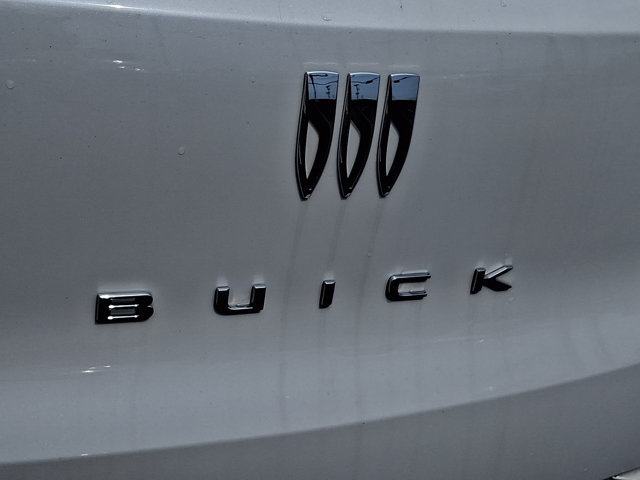 Used 2025 Buick Encore GX Avenir w/ Avenir Technology Package FWD image 30