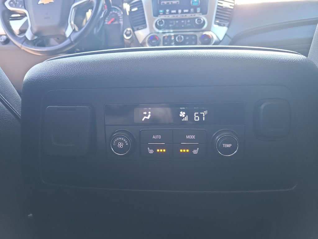 Used 2018 Chevrolet Tahoe Premier AWD/4WD image 40