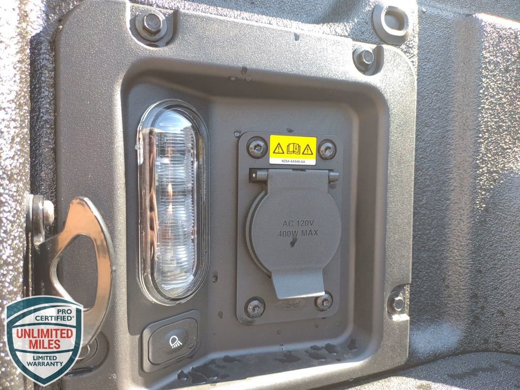 New 2025 Ford Maverick Lobo image 43